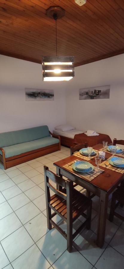 Appartement Moments à Sidárion Extérieur photo